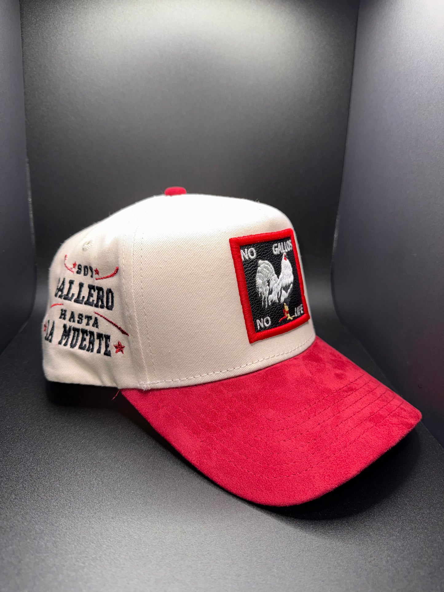 Gallo Red hat